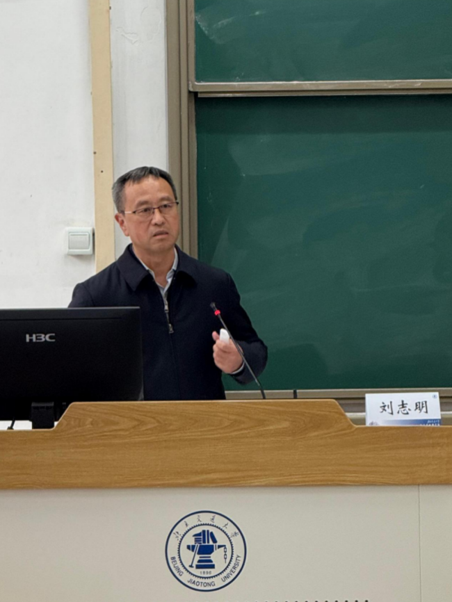 截屏2025-10-25 12.57.07.png