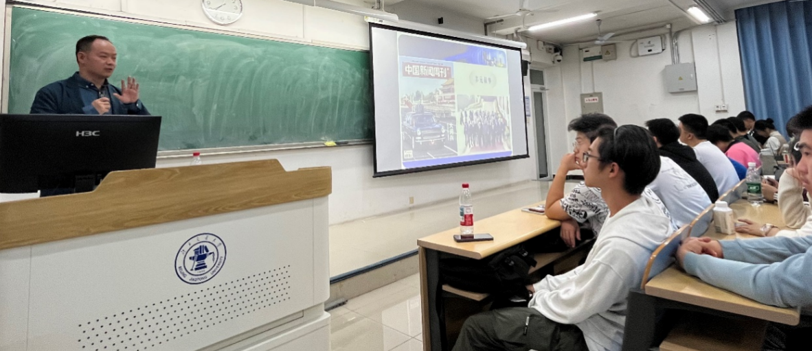 截屏2025-11-13 22.03.55.png