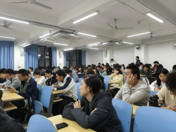 截屏2025-11-13 22.09.01.png