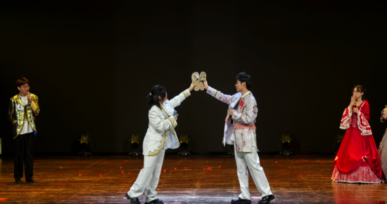 截屏2025-11-21 21.57.49.png