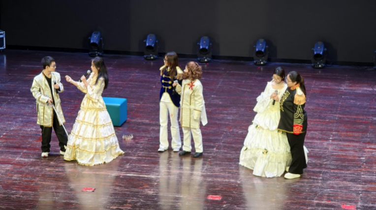 截屏2025-11-21 21.58.04.png